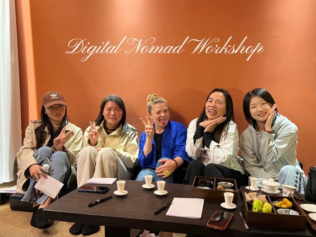 Evénement TWA, à Putian Chine. Workshop autour de la vie de digital nomad et atelier d'écriture libératrice.